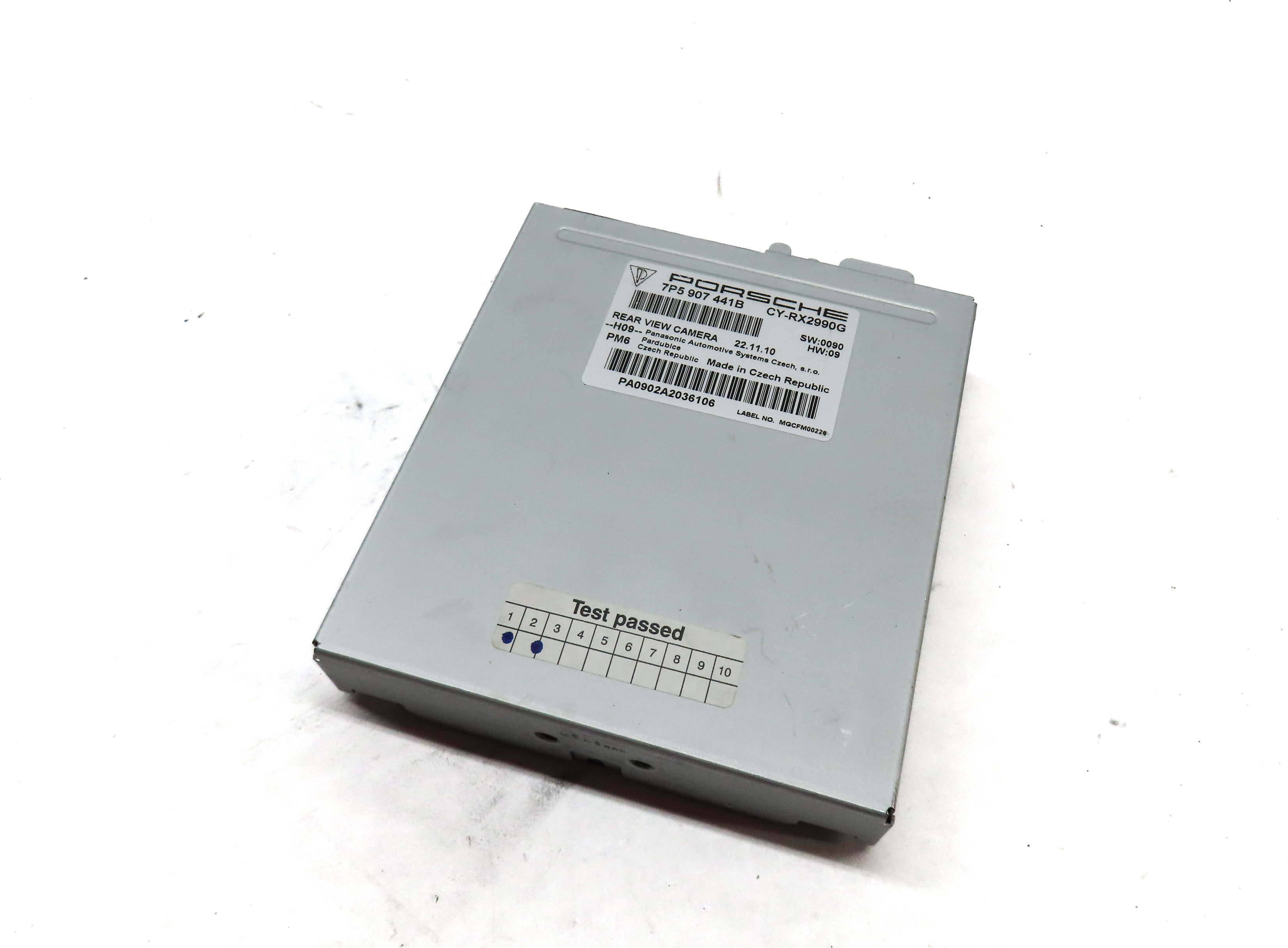 2011-2016 PORSCHE CAYENNE (958) REARVIEW CAMERA CONTROL MODULE — exact item pictured